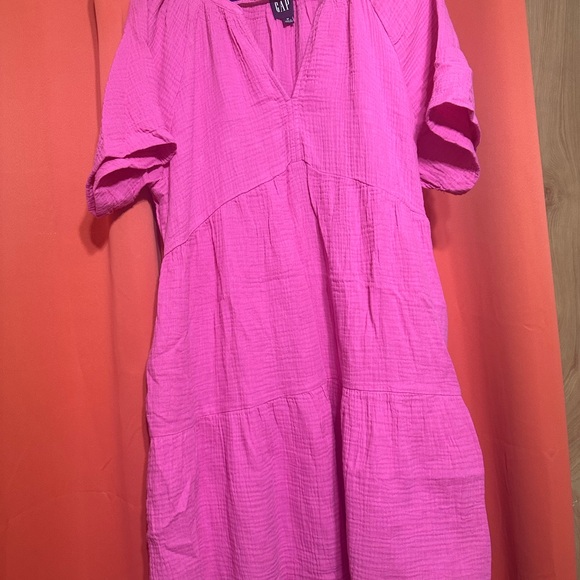 GAP Dresses & Skirts - GAP Hot Pink Cotton Gauze Tiered Midi Dress